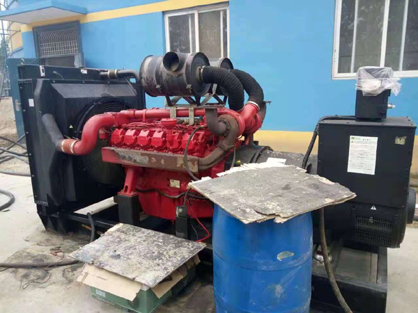 砚山关于柴油发电机组水箱污垢的产生与清理
