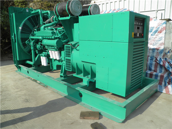 砚山出租发电机-进口柴油发电机组与国产柴油发电机组的区别