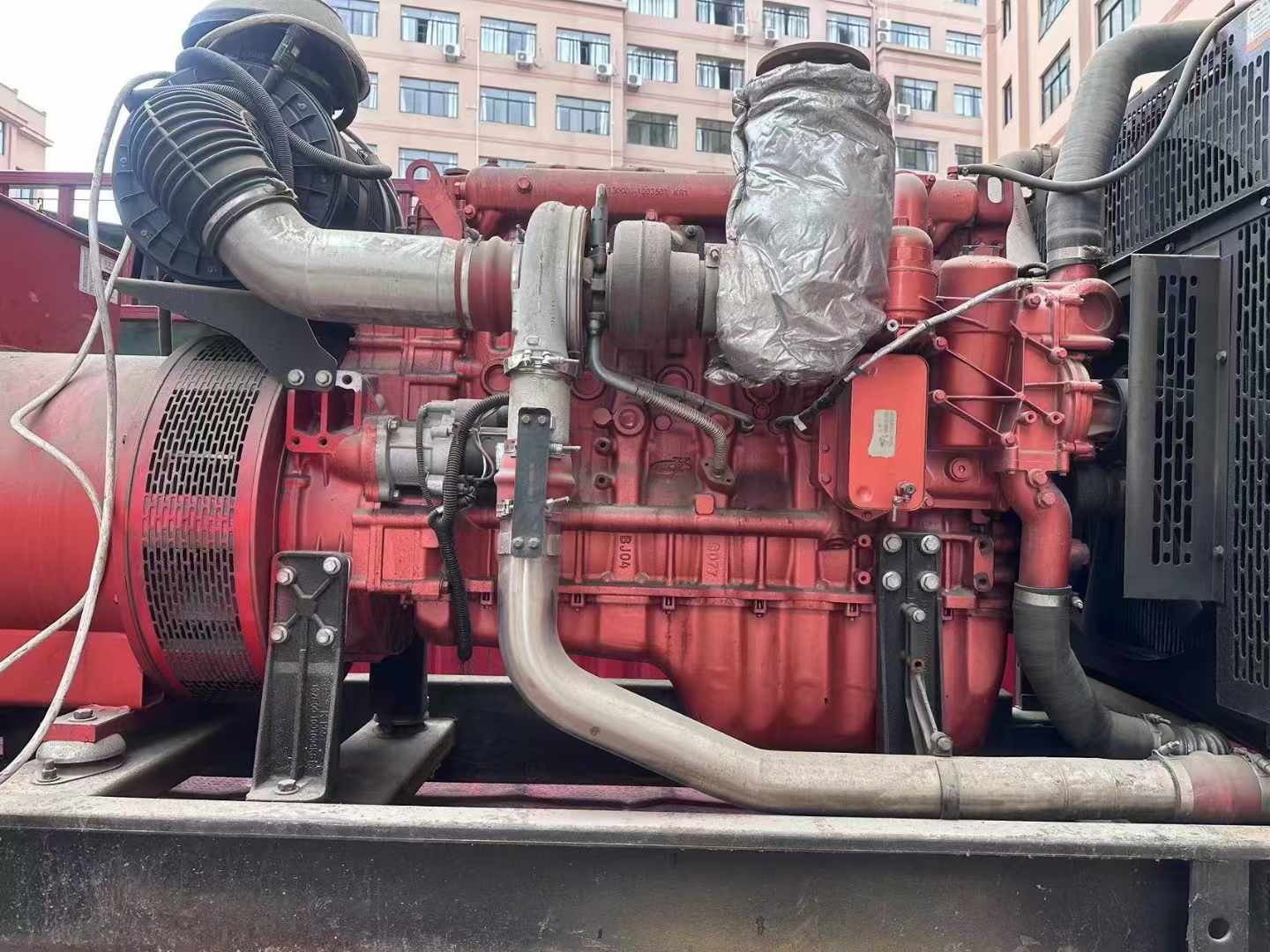 砚山如何选择适合 600kW 柴油发电机组的过载保护器？