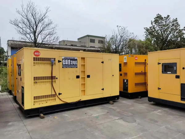 砚山干式空气滤清器和湿式空气滤清器有什么区别？