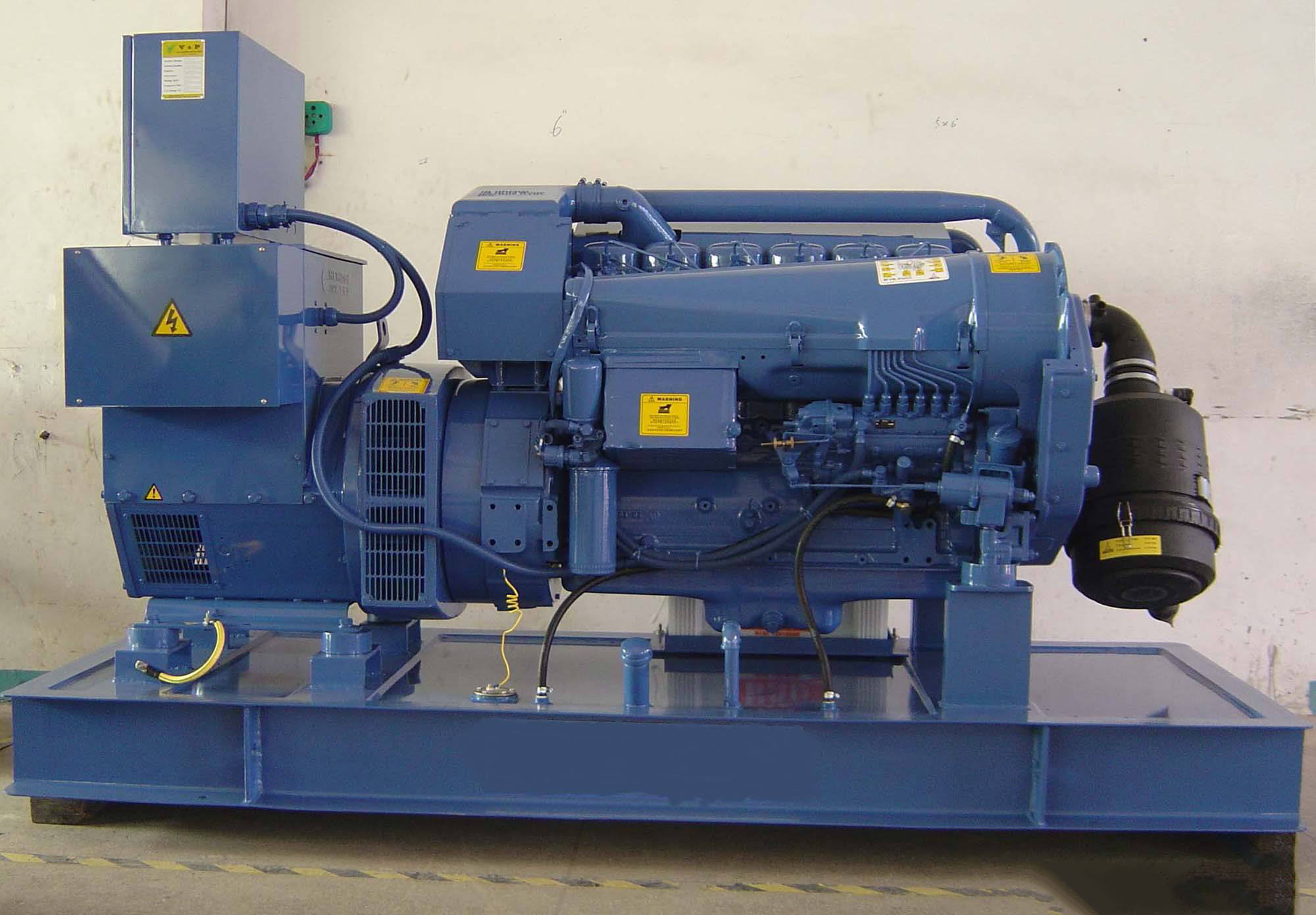 砚山汽油发电机组冬季启动前，电瓶需要做哪些检查和维护？